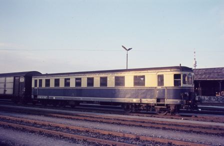 http://www.bahntechnisches-bildarchiv.at/fotos/steuerwagen/6258/625801.jpg